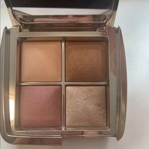 Hourglass Blush and Highlight Palette